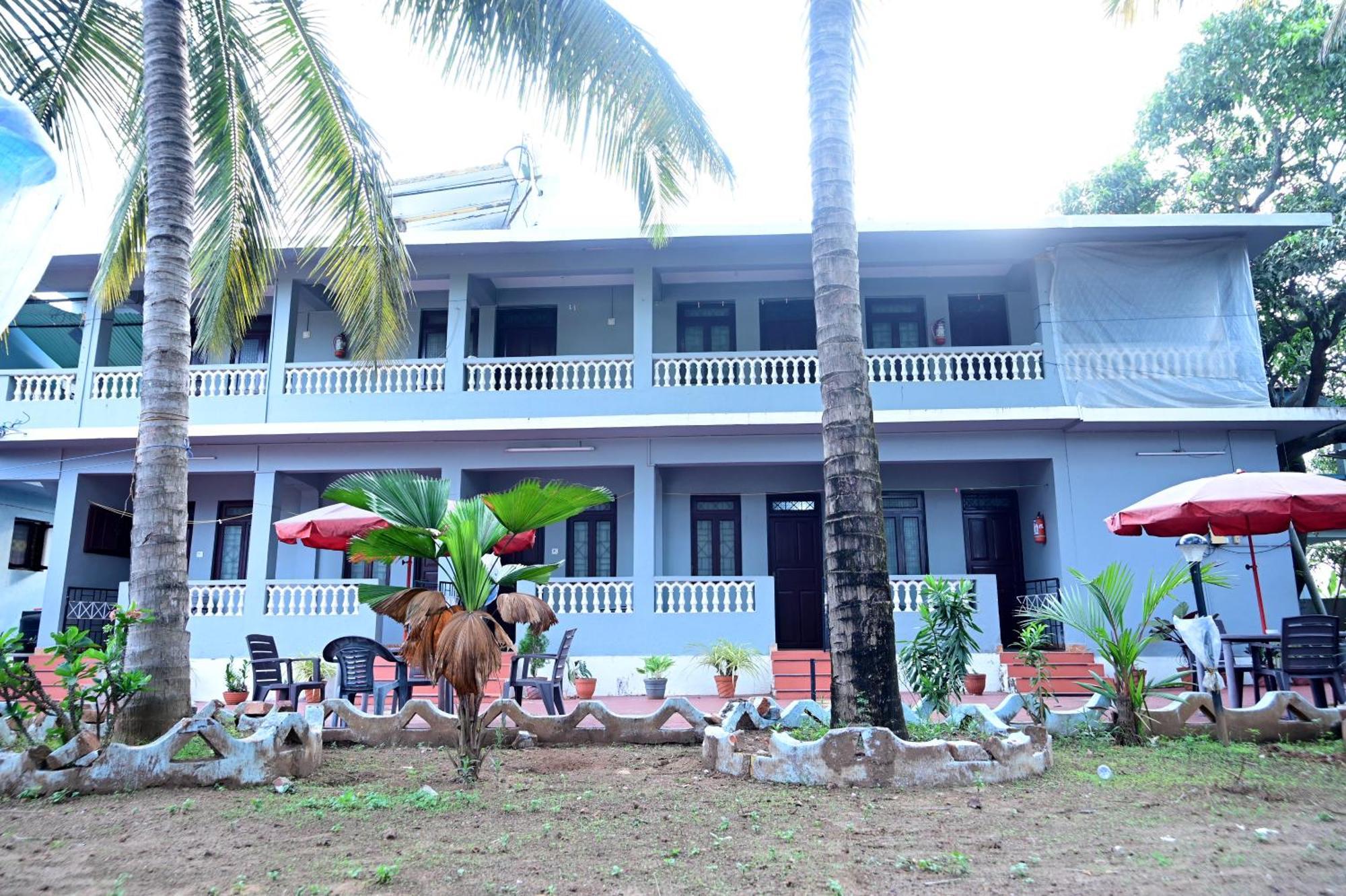 Clinton Guest House Colva Exterior photo